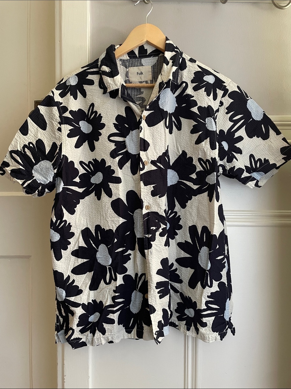 Folk Clothing Large Daisy Print cotton button up- Large